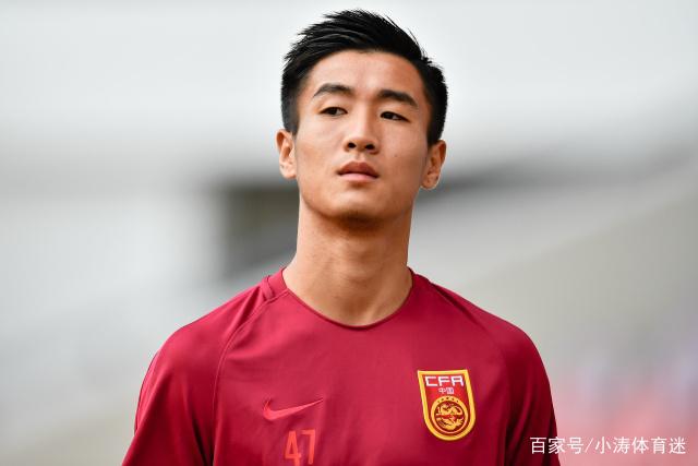 欧冠大乱局：拜仁失常，曼联推责，巴萨独领风骚